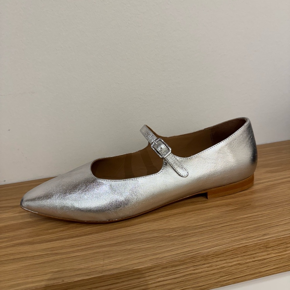NEW Flattered Camila Silver Leather Mary Jane